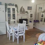 Tazones,79 Apartment