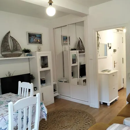 79 Vut6993as Appartement *