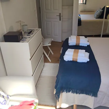 Tazones,79 Apartment